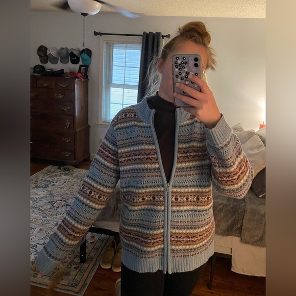 Appleseed’s Sweater/ Cardigan - Picture 8 of 9